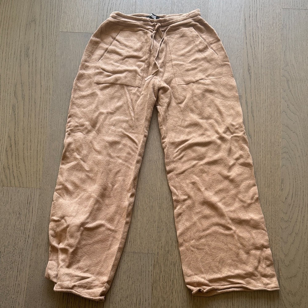 Apparis Tan Sweatpants
